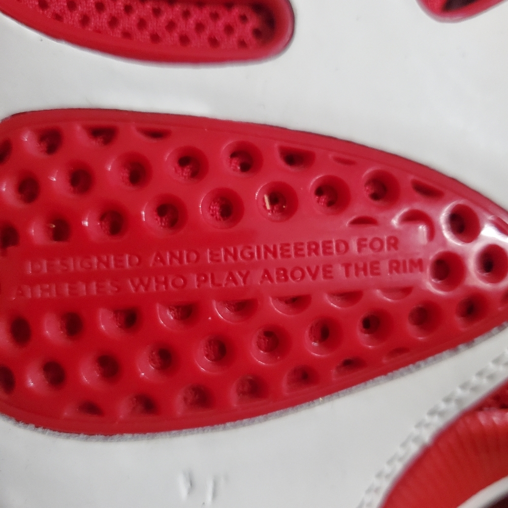 Men's Rare Reebok - Picture 5 of 9